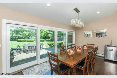 111 McKinley Ave, East Hanover Township, NJ 07936 - Photo 8