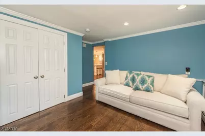 111 McKinley Ave, East Hanover Township, NJ 07936 - Photo 16