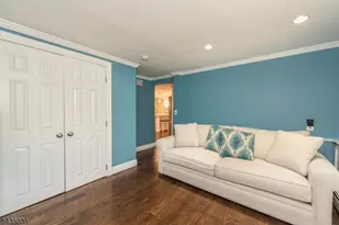111 McKinley Ave, East Hanover Township, NJ 07936 - Photo 16