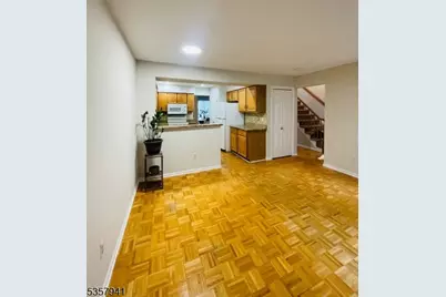 7 Dorset Ln, Bedminster Township, NJ 07921 - Photo 8