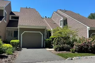 7 Dorset Ln, Bedminster Township, NJ 07921 - Photo 2