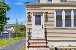 88 1/2 Madison St, Newton, NJ 07860 - Photo 4