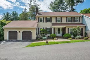 1 Birdseye Cir, Wayne, NJ 07470 - Photo 2