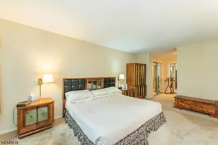 1 Birdseye Cir, Wayne, NJ 07470 - Photo 14