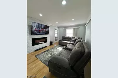 629 Washington Ave, Kenilworth, NJ 07033 - Photo 4