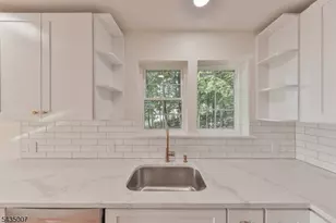 90 Chestnut St, Morristown, NJ 07960 - Photo 16