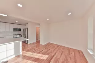 90 Chestnut St, Morristown, NJ 07960 - Photo 12