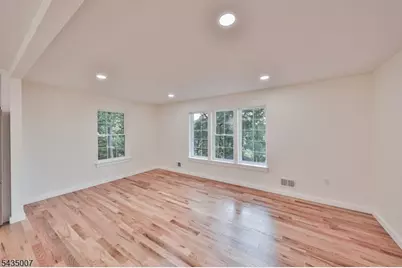 90 Chestnut St, Morristown, NJ 07960 - Photo 34