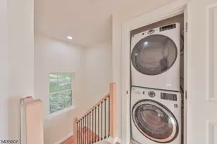 90 Chestnut St, Morristown, NJ 07960 - Photo 30