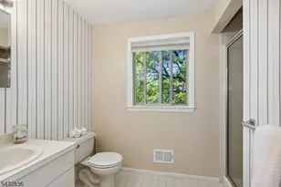 2 McChesney Ct, West Orange Township, NJ 07052 - Photo 12
