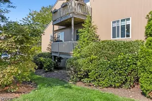 2 McChesney Ct, West Orange Township, NJ 07052 - Photo 4