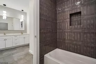 8 Fordham Rd, Livingston, NJ 07039 - Photo 36