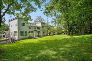 8 Fordham Rd, Livingston, NJ 07039 - Photo 46
