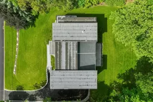 8 Fordham Rd, Livingston, NJ 07039 - Photo 4