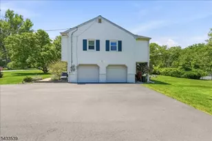 15 Mile Dr, Chester, NJ 07930 - Photo 38