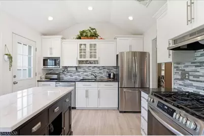 15 Mile Dr, Chester, NJ 07930 - Photo 6