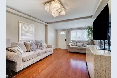 1507 Hiawatha Ave, Hillside, NJ 07205 - Photo 6