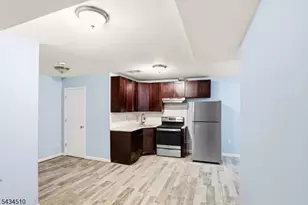 63 Chadwick Ave, Newark, NJ 07108 - Photo 22