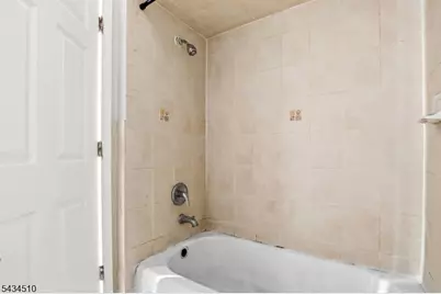 63 Chadwick Ave, Newark, NJ 07108 - Photo 42