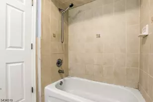 63 Chadwick Ave, Newark, NJ 07108 - Photo 18