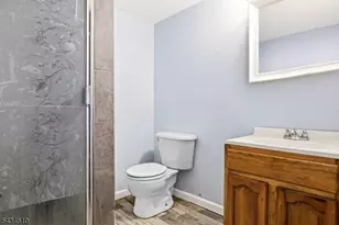63 Chadwick Ave, Newark, NJ 07108 - Photo 28