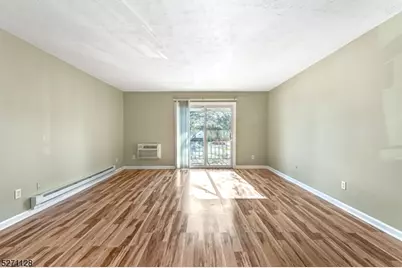 798 Eves Dr #2R, Hillsborough Township, NJ 08844 - Photo 6