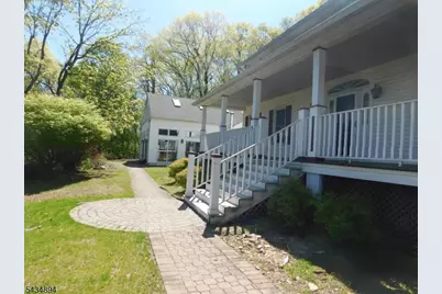4 Spring Hill Rd, Franklin Township, NJ 08801 - Photo 36
