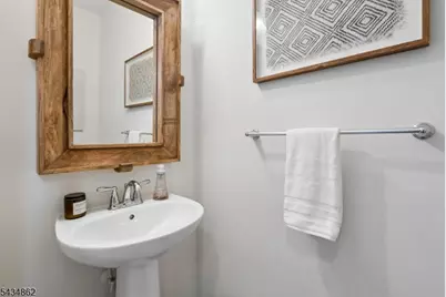 125 Sequoia Drive, Cedar Grove Twp., NJ 07009 - Photo 38