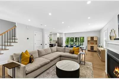 18 University Ave, Chatham, NJ 07928 - Photo 2