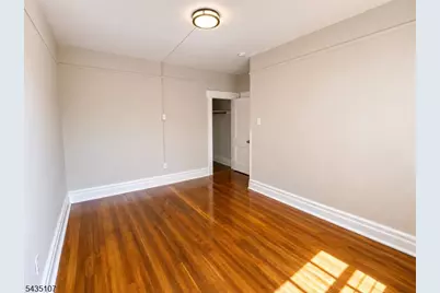 23 Harvard St #12, East Orange, NJ 07018 - Photo 8