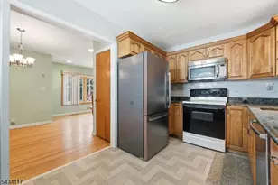 468 Rifle Camp Rd, Woodland Park, NJ 07424 - Photo 8