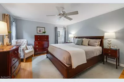 12 Duchamp Pl, Chatham, NJ 07928 - Photo 4