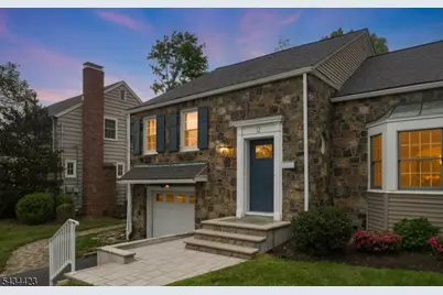 12 Duchamp Pl, Chatham, NJ 07928 - Photo 6