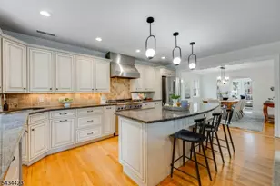 12 Duchamp Pl, Chatham, NJ 07928 - Photo 12