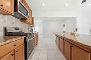 331 Newark Ave, Union Township, NJ 07083 - Photo 8