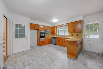 638 River Rd, Chatham Township, NJ 07928 - Photo 8