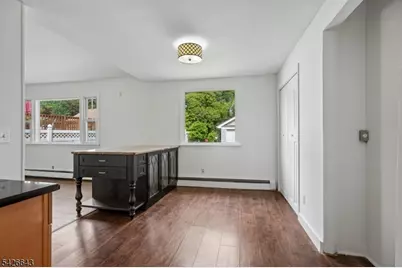 868 Townley Ave, Union Township, NJ 07083 - Photo 10