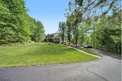 62 S Glen Rd, Kinnelon, NJ 07405 - Photo 6
