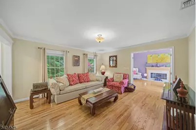 62 S Glen Rd, Kinnelon, NJ 07405 - Photo 10