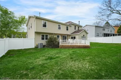 45 Holyoke Ct, Wayne, NJ 07470 - Photo 28