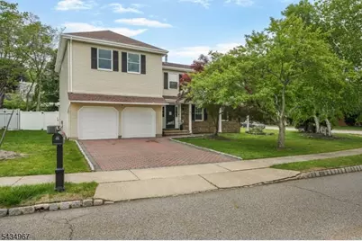 45 Holyoke Ct, Wayne, NJ 07470 - Photo 1