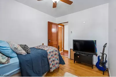 14 Chestnut Terr, Bloomfield, NJ 07003 - Photo 20