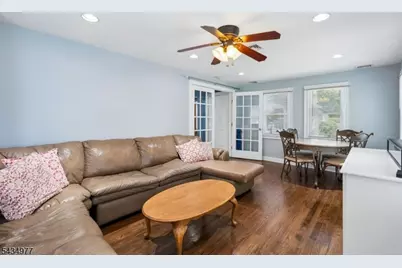 14 Chestnut Terr, Bloomfield, NJ 07003 - Photo 10