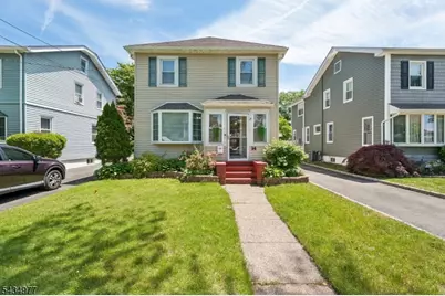 14 Chestnut Terr, Bloomfield, NJ 07003 - Photo 1