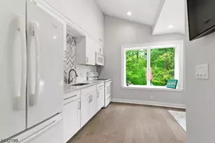 5346 Berkshire Valley Rd, Jefferson Township, NJ 07438 - Photo 20