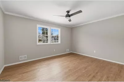 526 Ridgedale Ave, East Hanover Township, NJ 07936 - Photo 14