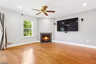 8 Ashley Ct, Franklin Township, NJ 08873 - Photo 10