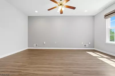 8 Ashley Ct, Franklin Township, NJ 08873 - Photo 22