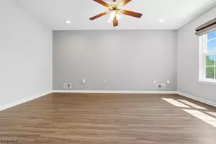 8 Ashley Ct, Franklin Township, NJ 08873 - Photo 22