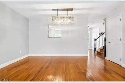 8 Ashley Ct, Franklin Township, NJ 08873 - Photo 16